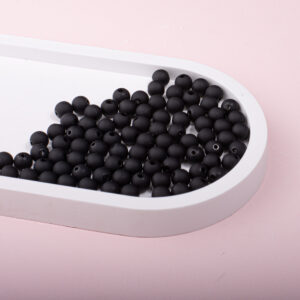 Y105 black / 6mm, aperture is about 1mm (about 165 pieces in a pack of 20g)