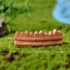 No. 4 wooden fence / Rabbit paradise