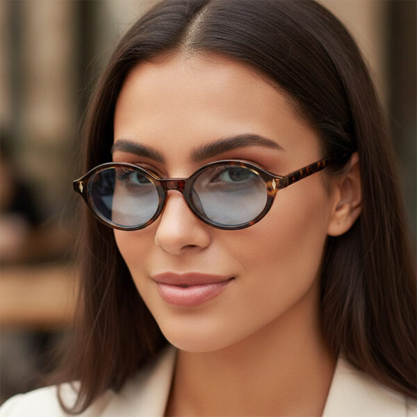 oly-3cdd515702c177bec078ea76ebf8ae36 Wholesale Trendy Round Sunglasses Black Frame Gray Lens UV400 Travel Fashion Accessory