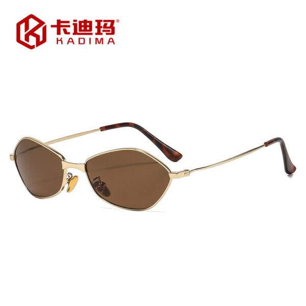 Wholesale Metal Square Frame Retro Punk Sunglasses UV400 for Outdoor Sun Protection