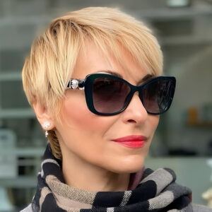 oly-3e8ce97a101e5b87067e0b33db8c61c0 Wholesale Butterfly Pearl Inlay Sunglasses UV400 Protection Black Frame Grey Lens Boutique Accessory