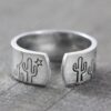 Wholesale Vintage Cactus Star Adjustable Ring for Women, Gold Metal Jewelry Accessory