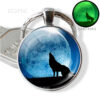 Wholesale Metal Glow in the Dark Wolf Keychain Glowing Wolf Head Pendant for Kids Gift