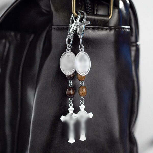 oly-3fedc6d790c0224e8e5669f60cf9aaaf Wholesale European American Style Alloy Cross Wood Bead Keychain Fashion Accessory for Baptism Gift