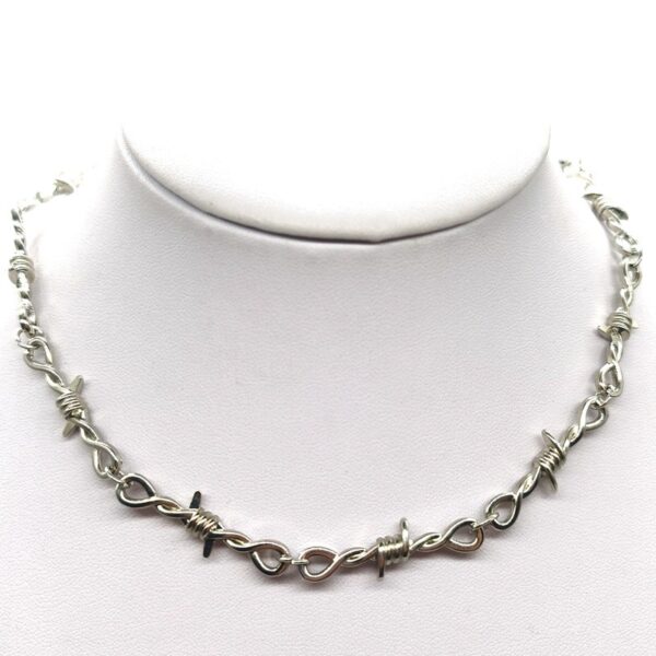 Wholesale Gothic Punk Spike Choker Necklace Zinc Alloy Fashion Accessory for Resale