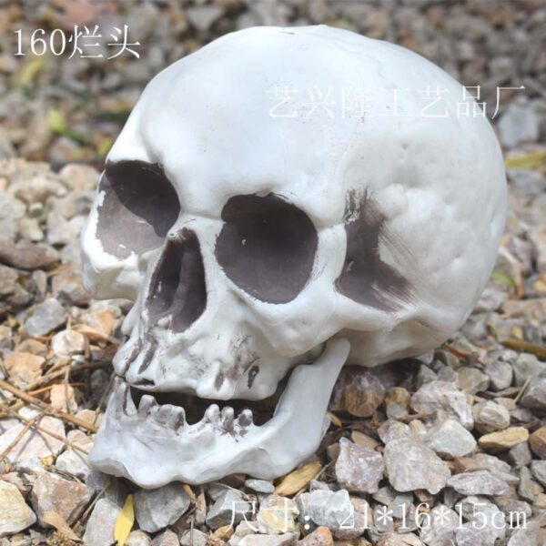 Wholesale Plastic Skull Halloween Decorative Accent for Party Home Decor