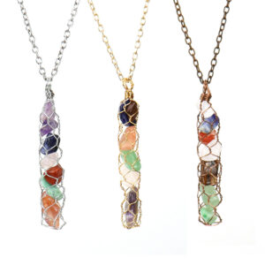 oly-42a84b98b1eeb3c4935044ee7599cd15 Wholesale Crushed Stone Net Bag Pendant Necklace Handmade Amethyst Agate Crystal Jewelry Accessory