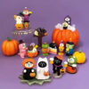 Wholesale Cartoon Cat Figurine Miniature Resin Decorative Accent for Resale or Gift