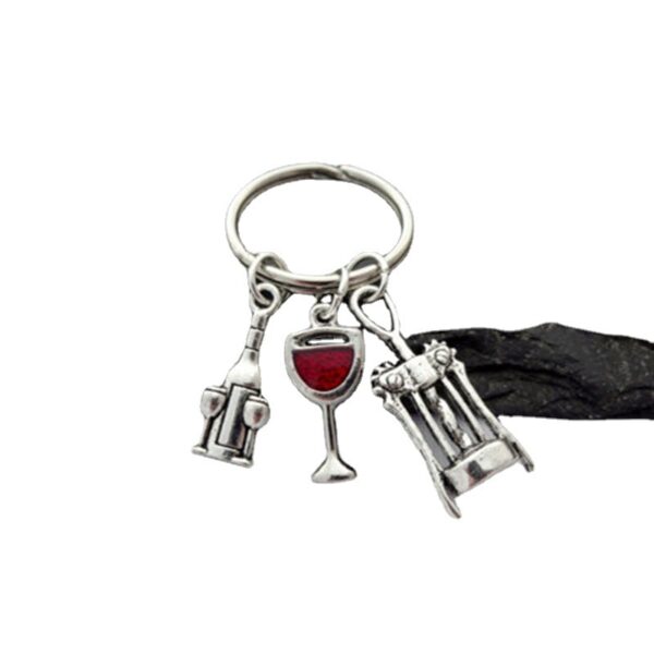 Wholesale Stylish European Style Wine Bottle Keychain Alloy Car Key Accessory