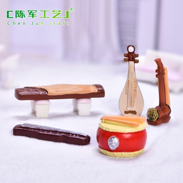 Wholesale Cartoon Music Instrument Resin Ornaments Miniature Piano Guitar Desktop Decor Decorative Accent for Home