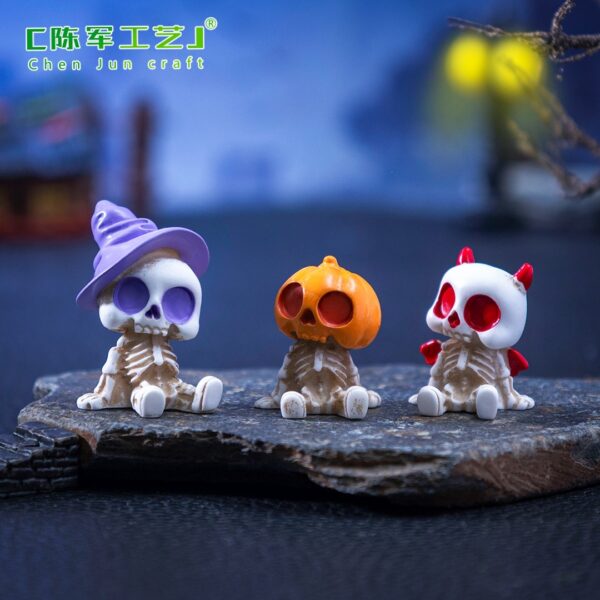 Wholesale Halloween Cartoon Resin Mummy Skeleton Doll Decorative Accent for DIY Party Gift
