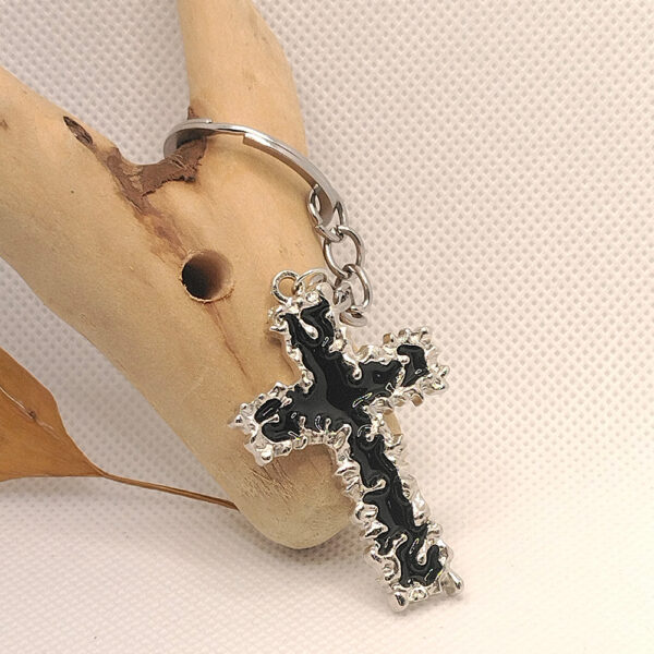 Wholesale European Style Cross Metal Keychain Christmas Gift for Couple Fashion Accessory