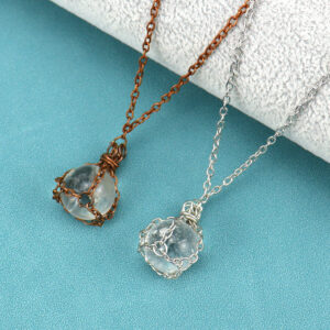 Wholesale Vintage Natural White Crystal Drop Pendant Necklace Handmade Jewelry Accessory for Gift Boutique