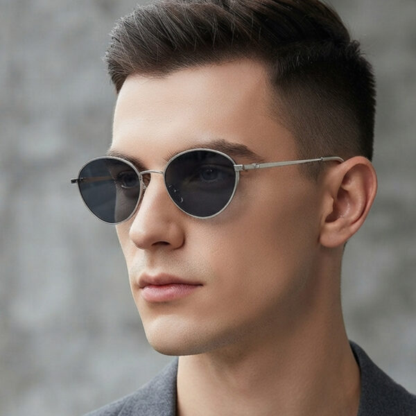 Wholesale Retro Metal Oval Sunglasses UV400 Unisex Fashion Accessory for Outdoor