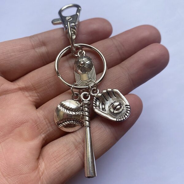 Wholesale Baseball Motif Keychain Alloy Car Key Accessory Decorative Gift