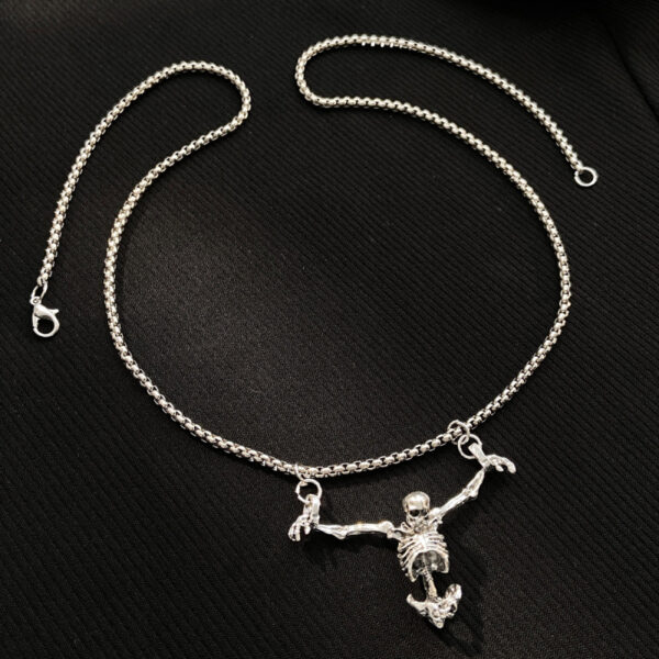 oly-4861e2a1b4b7e23c8cb434df6544e818 Wholesale Gothic Skull Pendant Necklace for Halloween Punk Hip Hop Fashion Accessory