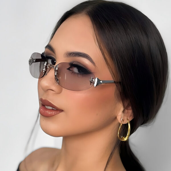 Wholesale Stylish Y2K Retro Star Sunglasses Black Frame Grey Lens UV400 Fashion Resale Accessory