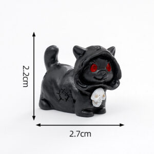 9 # Red eyed cat / Surprise halloween