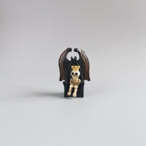 Ghost king + ghost king chair 3.6*5.3cm
