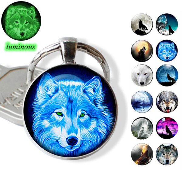 Wholesale Metal Glow in the Dark Wolf Keychain Glowing Wolf Head Pendant for Kids Gift