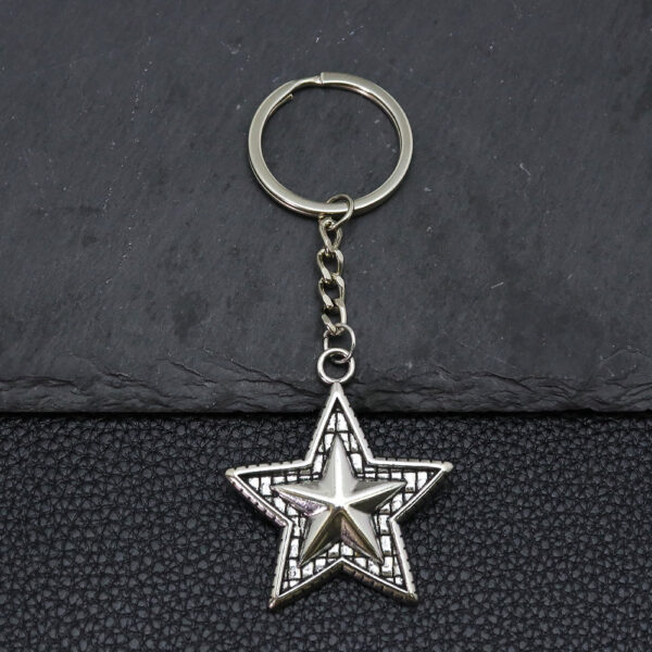 Wholesale 3D Embossed Star Distressed Finish Zinc Alloy Keychain Car Key Accessory for Men