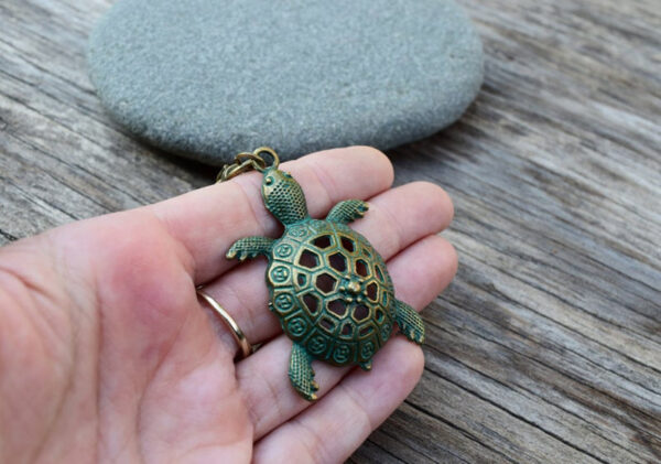 oly-4db09e581f5dbdfe9095a1783e230dca Wholesale Shiny Dark Turtle Design Alloy Bronze Keychain Fashion Accessory Gift