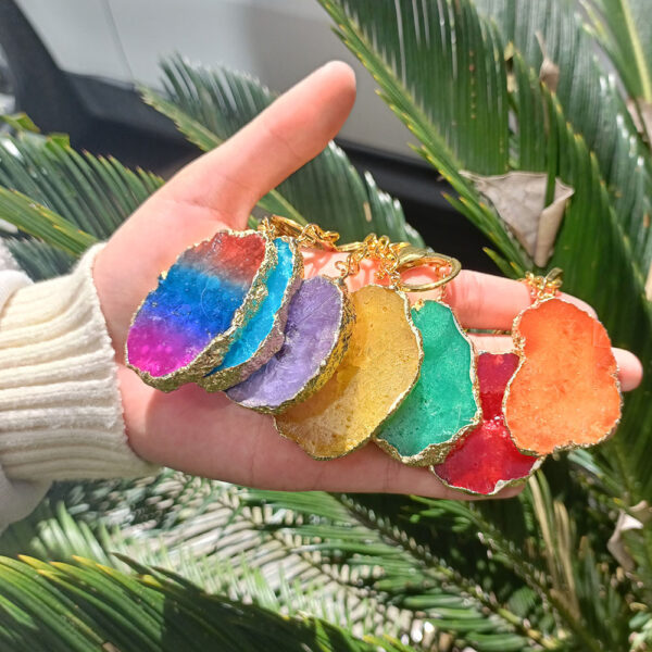 oly-4e64d0393ae846fe5918bc423039c402 Wholesale Natural Crystal Irregular Shape Colorful Keychain Pendant Jewelry Accessory for Boutique Resale