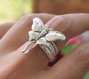 Wholesale Vintage Butterfly Ring Wedding Bridal Jewelry Accessory Boutique Gift