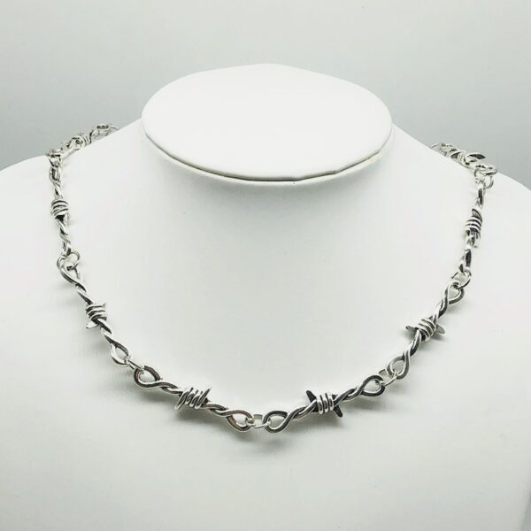 Wholesale Gothic Punk Barbed Wire Thorn Necklace Unisex Stylish Jewelry Accessory