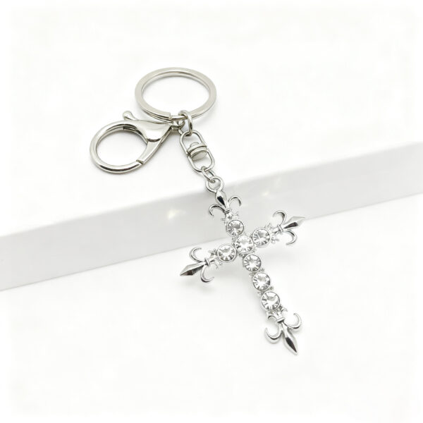 oly-4f6d9d55b56d2af208d81a04d2596534 Wholesale Modern Cross Keychain Stylish Car Key Accessory Bag Charm for Everyday Use