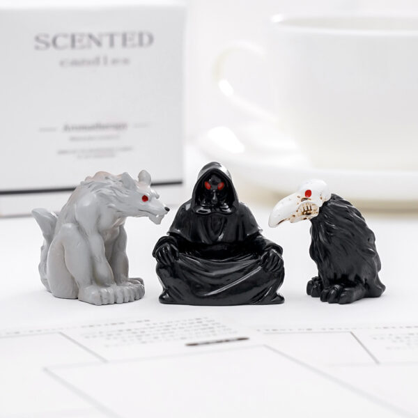 oly-51573cb6471aa55baf4eda6d69afe1a9 Wholesale Resin Cartoon Werewolf Figurine Halloween Car Desk Decoration