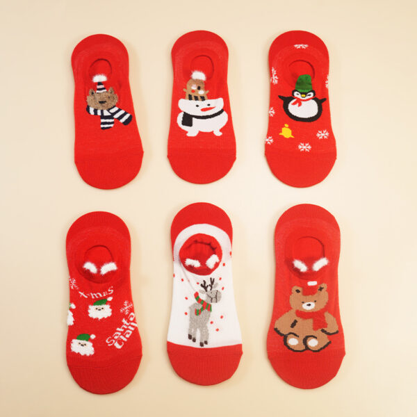 Wholesale Modern Cartoon Christmas Socks Polyester Color Block Short Tube Everyday Socks
