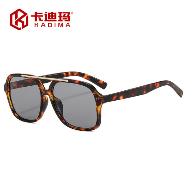 oly-53a5211bd9af449833c6a1311b438027 Wholesale Black Frame Retro Square Pilot Sunglasses for Women Fashion UV400 Everyday