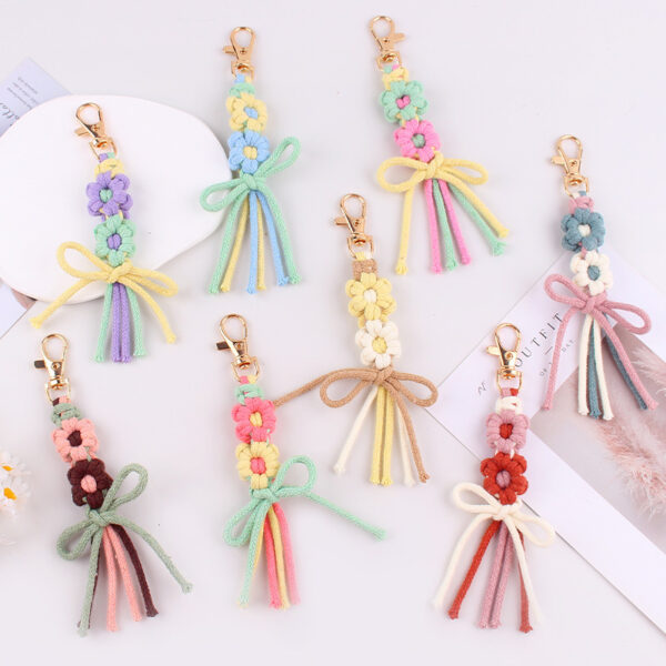 oly-540622af1b81171356e2c19596b907fa Wholesale Korean Style Handmade Crochet Flower Keychain Bag Charm Cotton Rope Car Key Accessory Gift