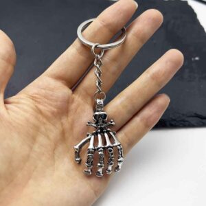 Claw skull keychain