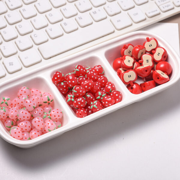 Wholesale Hand Painted Strawberry Acrylic Beads DIY Phone Chain Bag Craft Supply