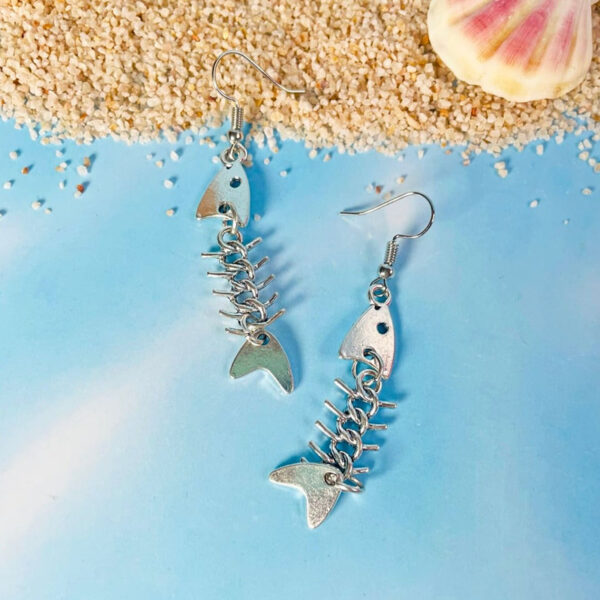 oly-5694f7635cb187e96bf2f36dabf450d4 Wholesale Trendy Fishbone Fish Spine Necklace Set Ancient Silver Zinc Alloy Fashion Accessory