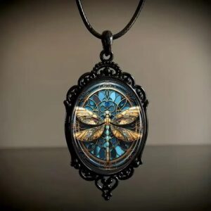 Dragonfly necklace / 30x40
