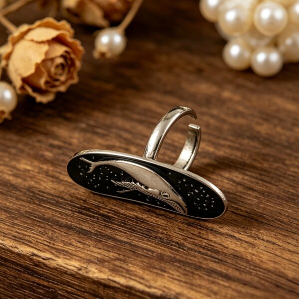 Wholesale Vintage Black Gold Oval Open Ring with Whale Pattern, Alloy Women's Jewelry Accessory