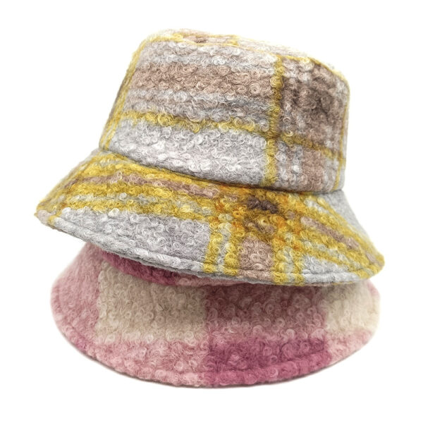 Wholesale Retro Plaid Teddy Fleece Bucket Hat Stylish Casual Fashion Accessory for Men Women Gift Resale