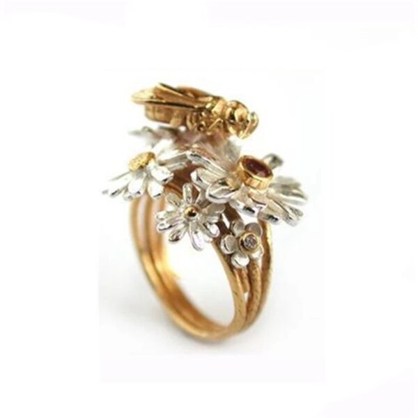oly-5888d74a83b1877e943744afdd397c0d Wholesale Retro Creative Bee Flower Gold Alloy Ring Boutique Resale Jewelry