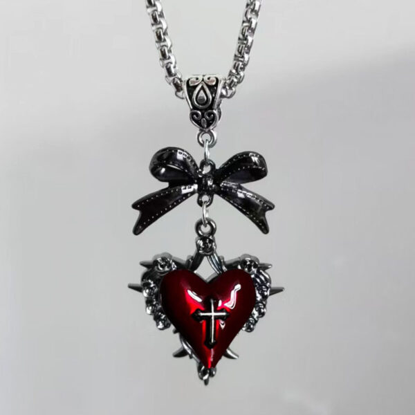 oly-5994bf4c5389e4ef8089ad997a782a32 Wholesale Alloy Red Heart Pendant Necklace Gothic Punk Style Square Chain Jewelry Accessory