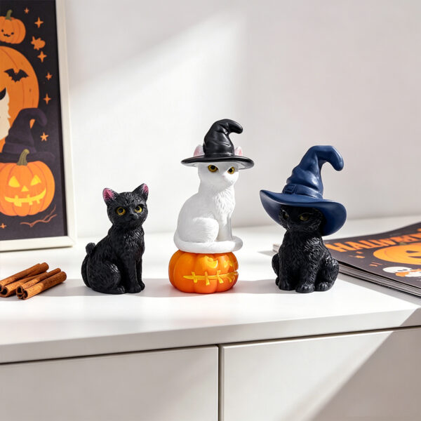 Wholesale Resin Black White Twin Cat Figurine for Halloween Car Desktop Decor