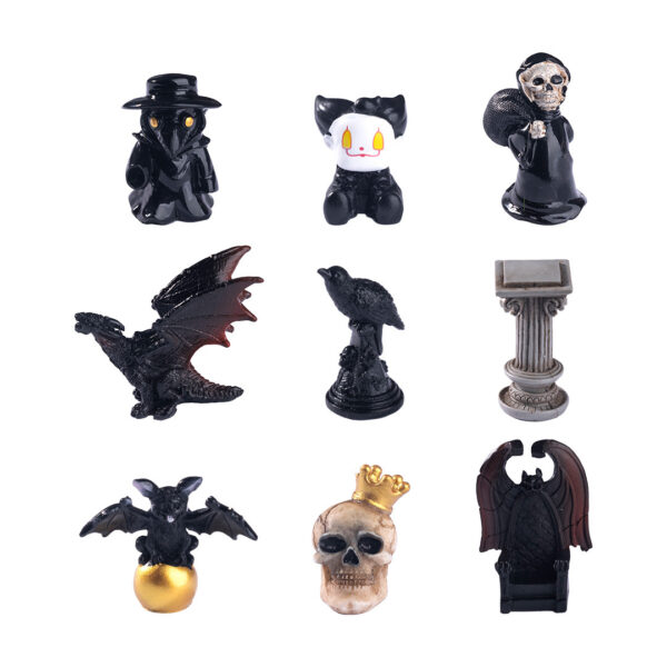 Wholesale Halloween Skeleton Bat Resin Figurine Ornament for Home Decor Party Gift