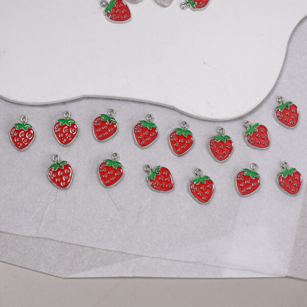 oly-6171ebf1addf411afb9d0e69da46e5f8 Wholesale Strawberry Enamel Pendant Charm Jewelry Accessory for DIY Bracelet Making Gift