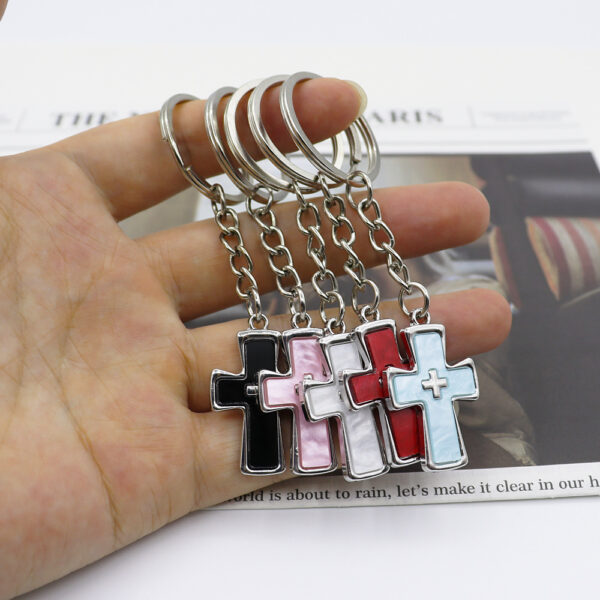 oly-61858315671f424f5f98b3b263b09edc Wholesale Pink Metal Double Cross Keychain European Style Car Key Accessory Boutique Gift