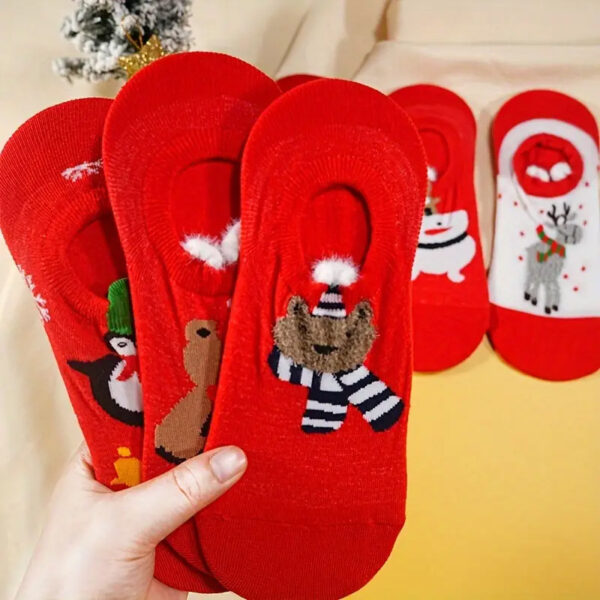 Wholesale Modern Cartoon Christmas Socks Polyester Color Block Short Tube Everyday Socks