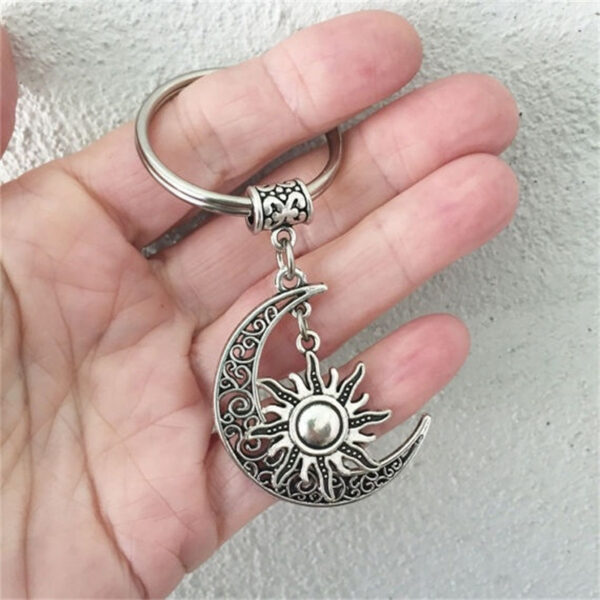 Wholesale Vintage Sun and Moon Gold Tone Alloy Keychain Pendant Boutique Resale Accessory
