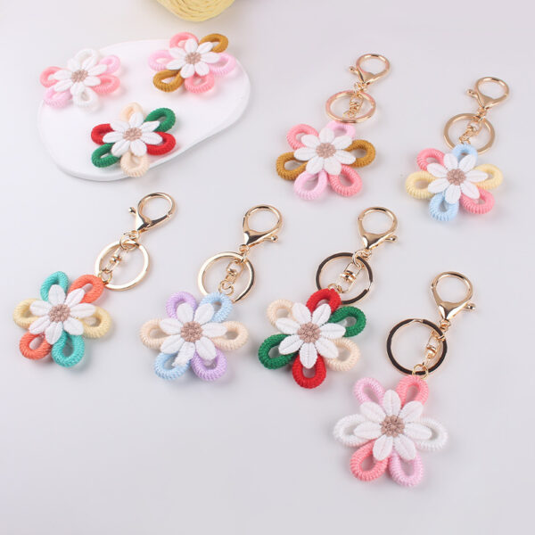 Wholesale Korean Style Crochet Flower Keychain Light Pink Plush Wrist Key Ring Fashion Accessory for Resale