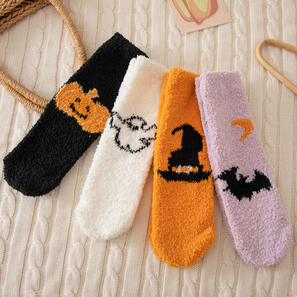 oly-63d48594d2a581a874c37d5fb94cf115 Wholesale Thick Fleece Mid Calf Socks for Winter Halloween Cartoon Casual Everyday Wear